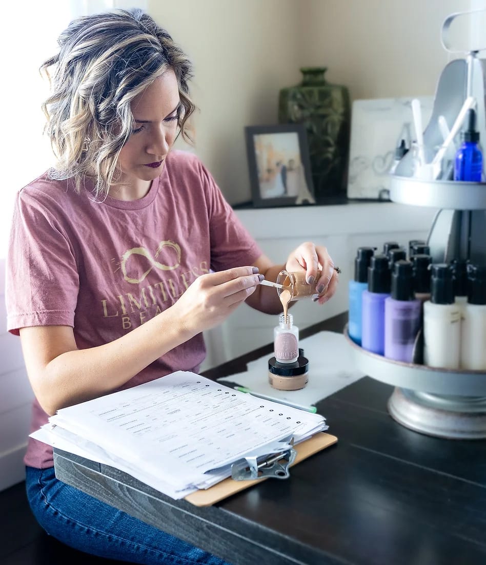 Glow Together: A Mother-Daughter Experience